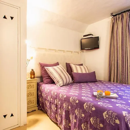 Paradiso 6, Emma Villas Arzachena